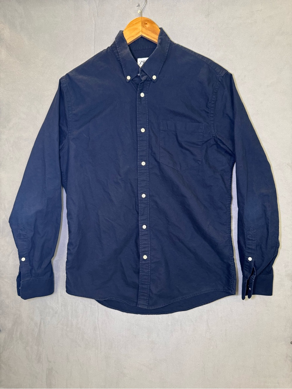ZARA Men’s Relaxed Fit Navy Blue Button Down Shirt Size M 100% Cotton